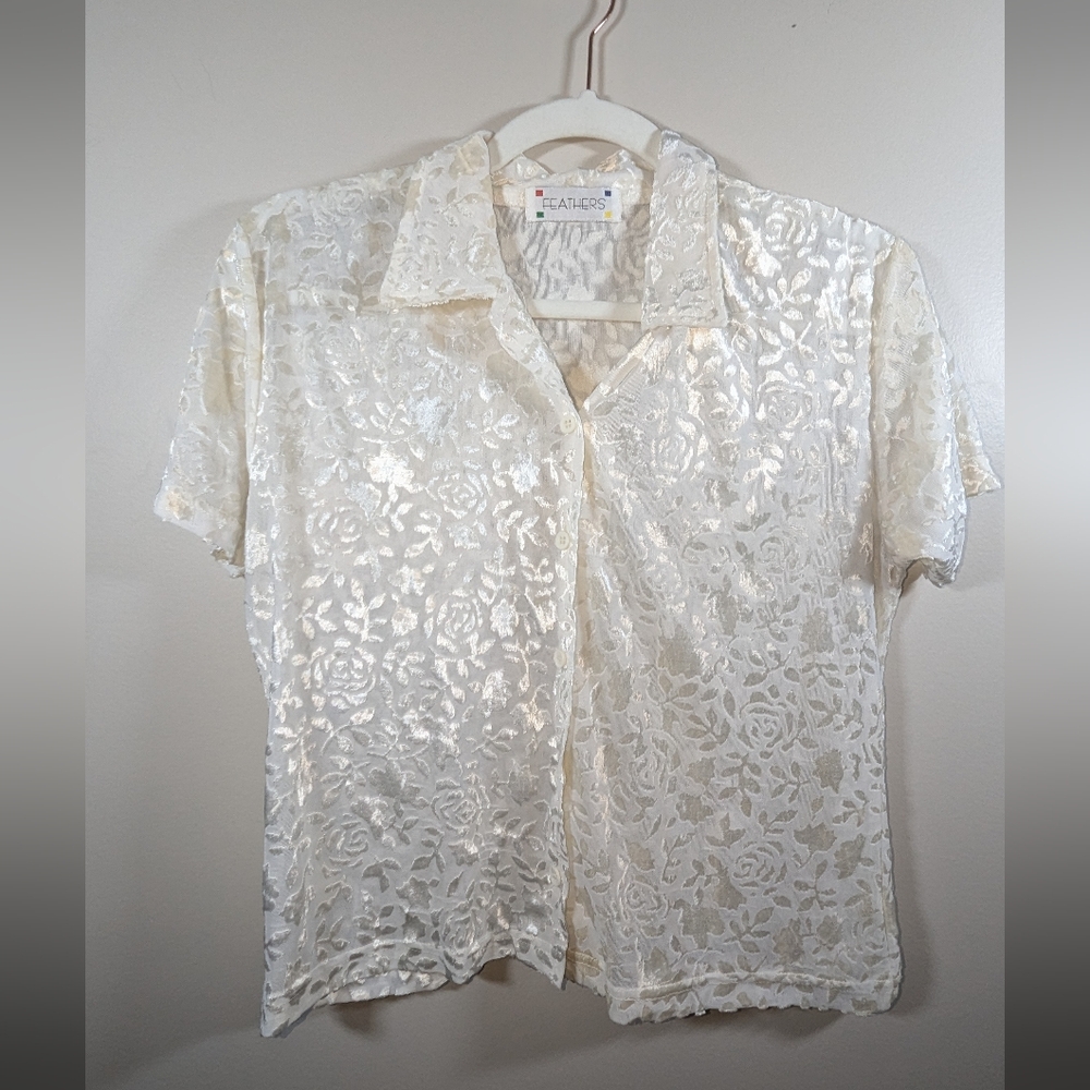 Vintage short sleeve button up w/ floral flocking